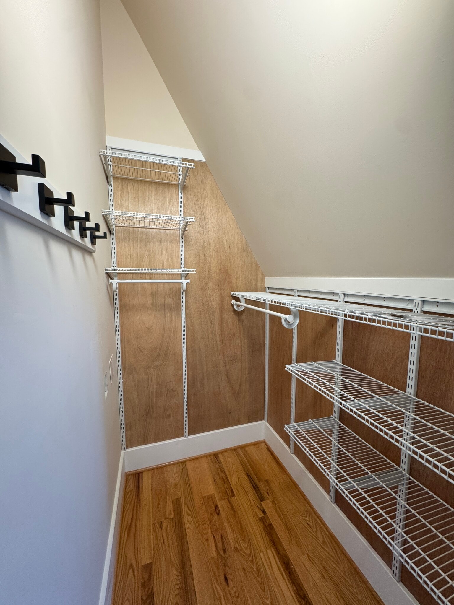 Walk in closet - 2031 Maryland Ave