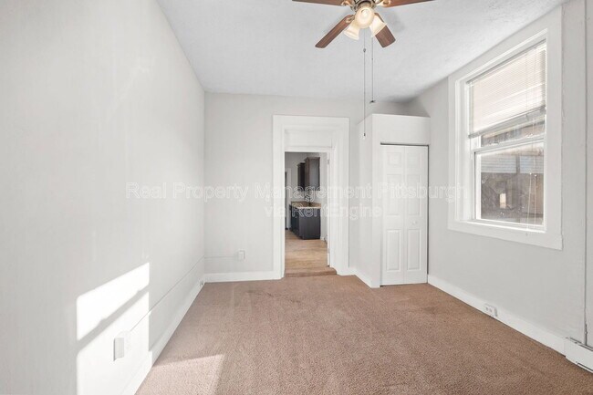 Building Photo - 3053 Brereton St
