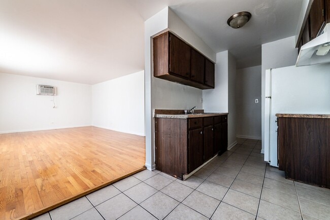 Building Photo - 2110 S 5th Ave Maywood, IL 60153