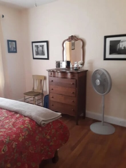 Building Photo - 152 Slate Rd