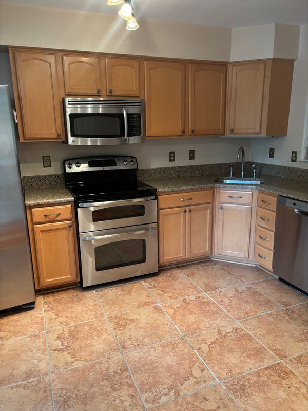 Building Photo - 3961 Conquest Ct