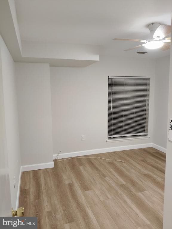 Building Photo - 423 Christopher Ave