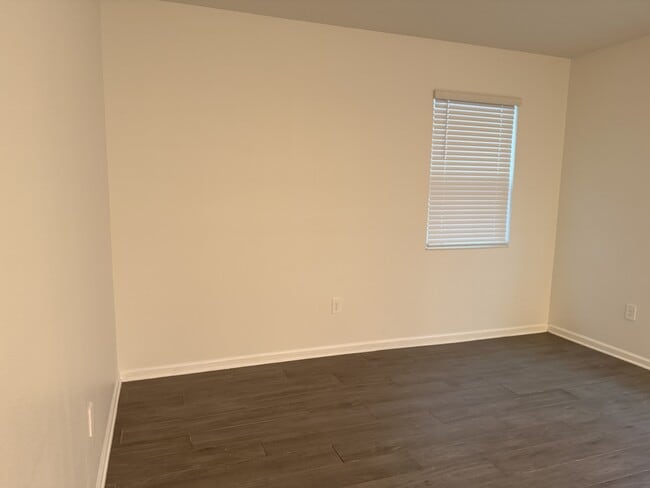 Building Photo - 1687 Contentment Lp