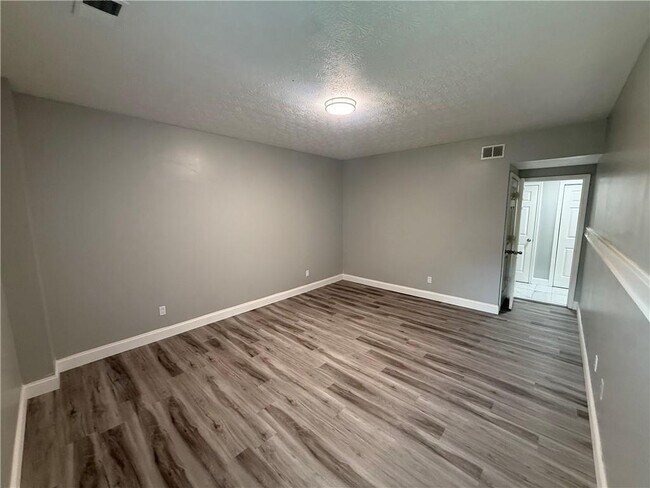 Building Photo - 3800 Raiders Ridge Dr