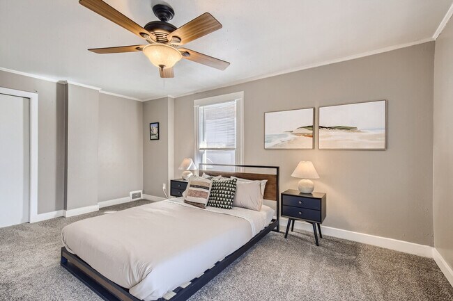 Building Photo - 1244 York St