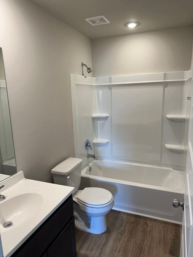 Building Photo - Make Morgan Glen Home! Preleasing This Three-Bedroom, Two-Bath Beauty Now