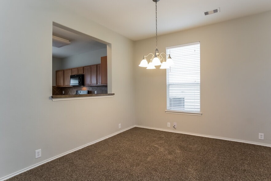 Building Photo - 23611 Twisting Falls Dr