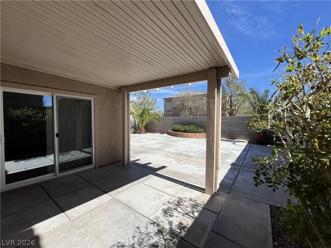 Building Photo - 7118 Garden Pond St