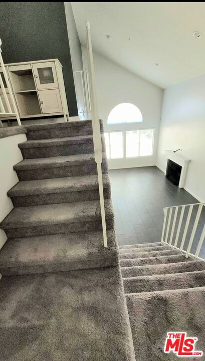 Building Photo - 15180 Carnation St