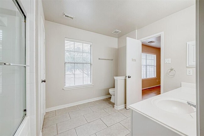 Building Photo - 9514 Sedge Wren Ct