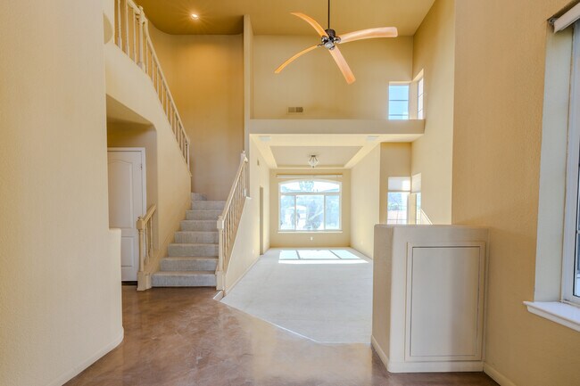 Building Photo - 11671 Boulton Ave