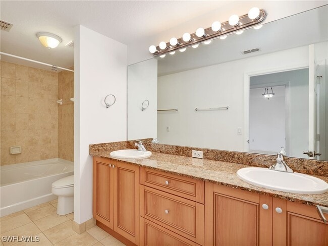 Building Photo - 20241 Estero Gardens Cir