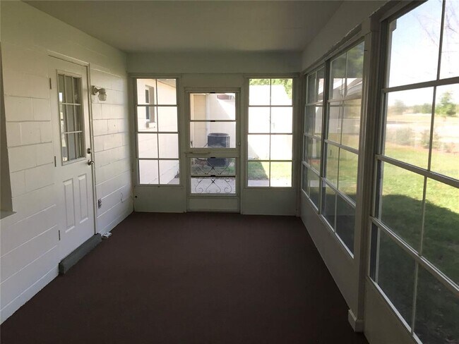 Building Photo - 9157 SW 82nd Terrace