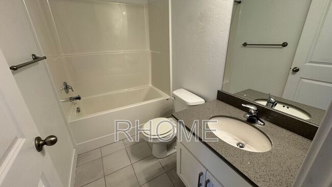 Building Photo - 386 Willow Leaf Rd