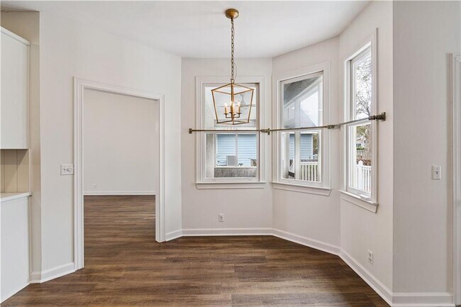 Building Photo - 417 Colley Ln