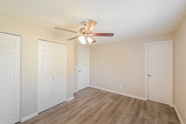 Building Photo - 4089 E 118th Ave