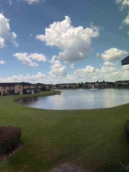 Building Photo - 2259 Seven Oaks Dr