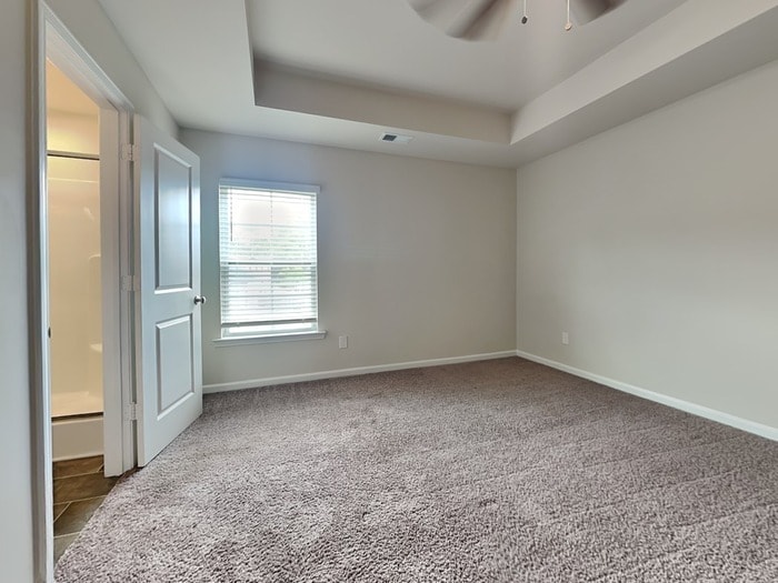 Building Photo - 331 Crooked Pne Ct