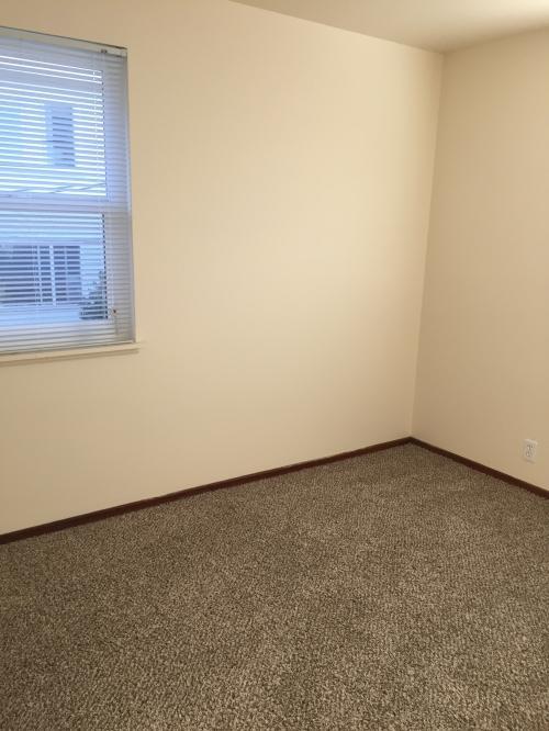 Building Photo - 2 bedroom in Seattle WA 98103