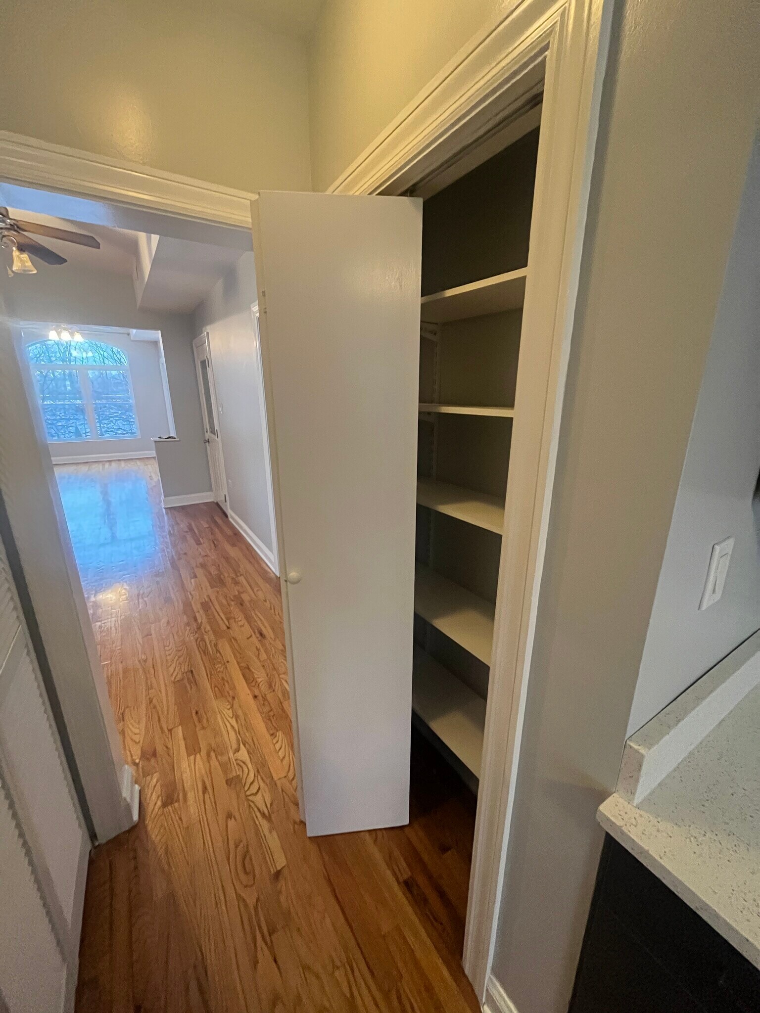 Pantry - 6444 S Dorchester Ave