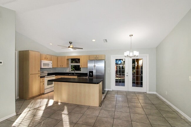 Building Photo - North Port Annual Home for Rent