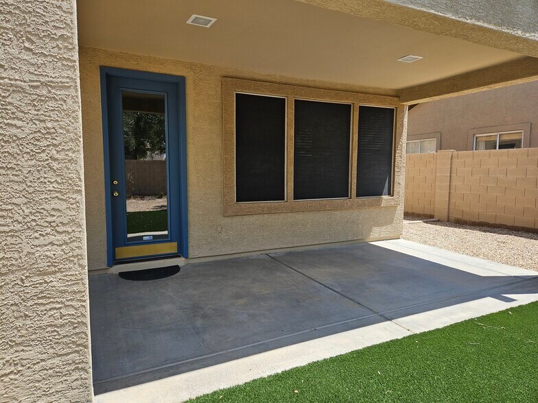 Backyard Patio - 20408 N 70th Dr