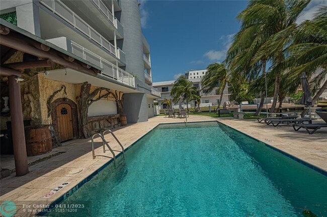 Building Photo - 468 Golden Isles Dr