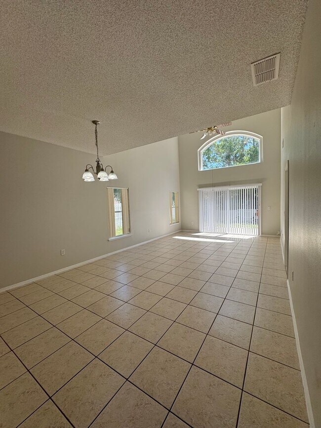 Building Photo - 1854 Meadow Pond Way