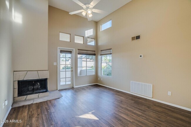 Building Photo - 11333 N 92nd St