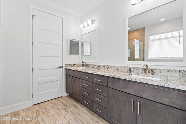 Building Photo - 82 Hubble Ln
