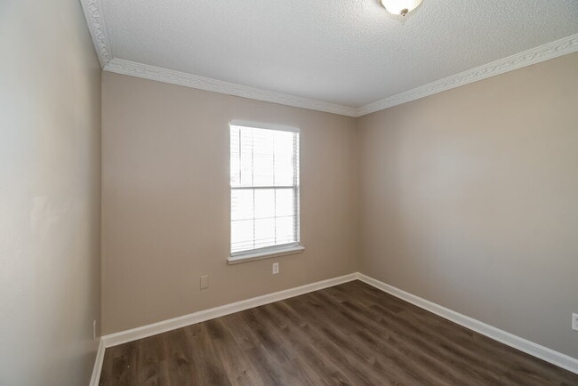 Building Photo - 2936 Waters View Cir