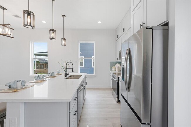 Building Photo - 25206 Sausalito Dr