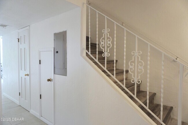 Building Photo - 1510 Ocean Shore Blvd