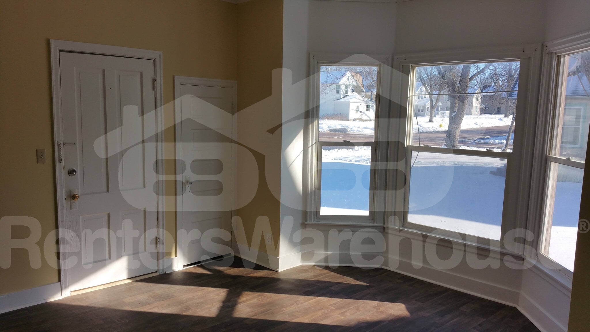 Building Photo - 224 S Park St