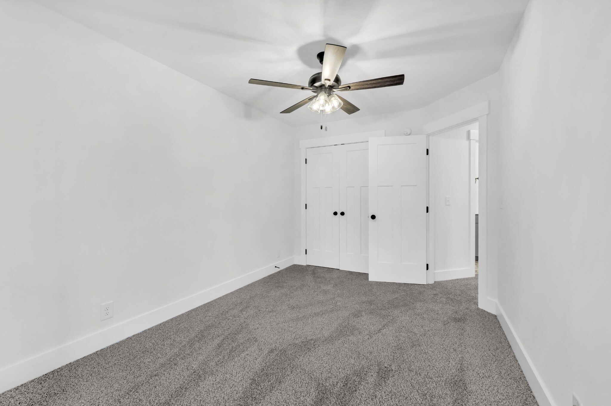 Building Photo - 180 Clay Ridge Dr