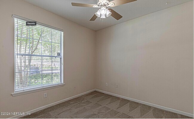 Building Photo - 7801 Point Meadows Dr