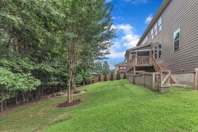 Building Photo - 8313 Henderson Rd