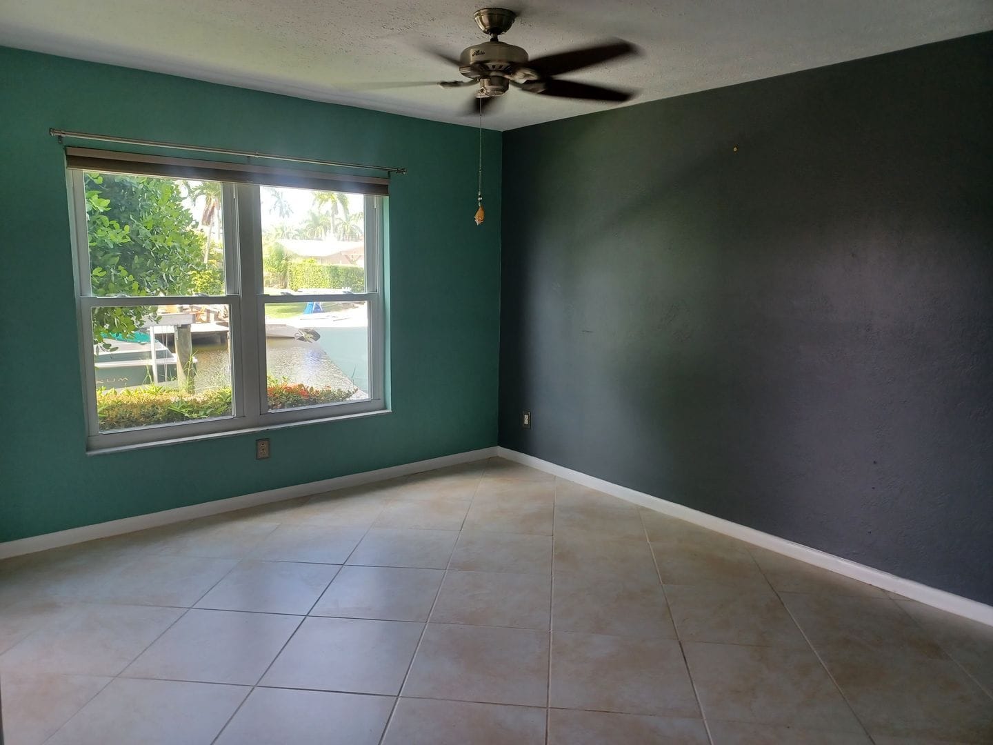Building Photo - UPGRADED WATERFRONT END UNIT 3 BR / 2 BA Home With BOAT LIFT/ DOCK & OUTSTANDING VIEWS
