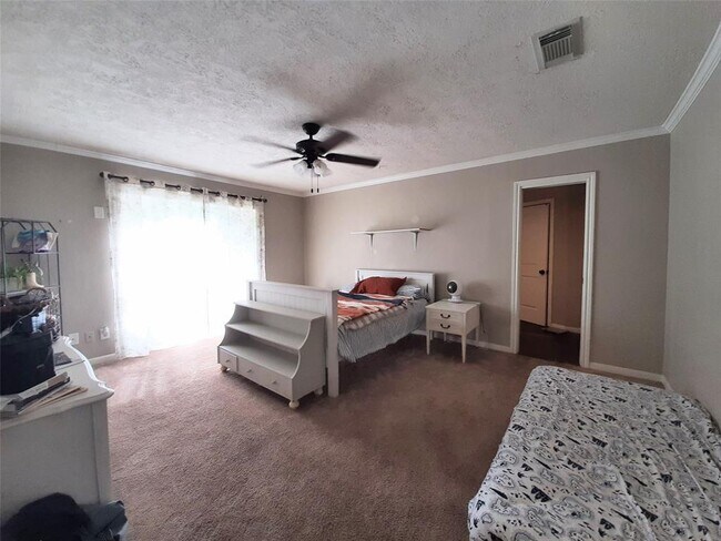Building Photo - 1558 O'Connor Dr