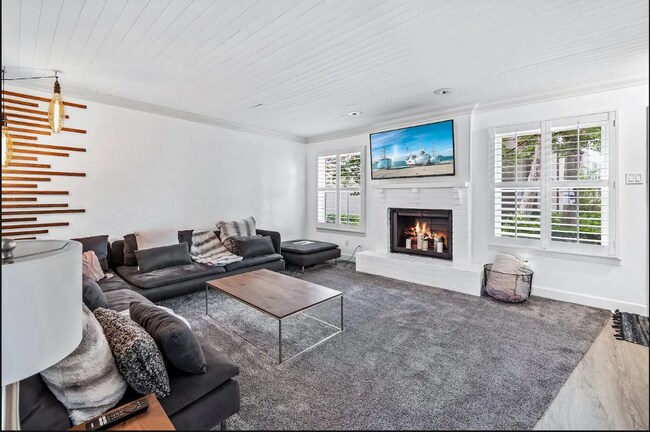 Building Photo - 13340 Kit Ln