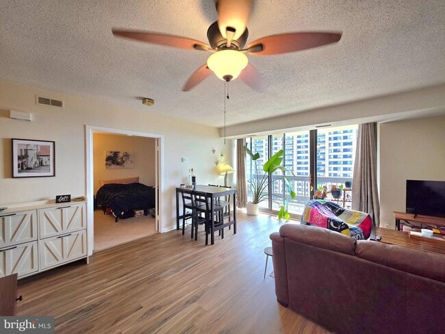 Building Photo - 5505 Seminary Rd