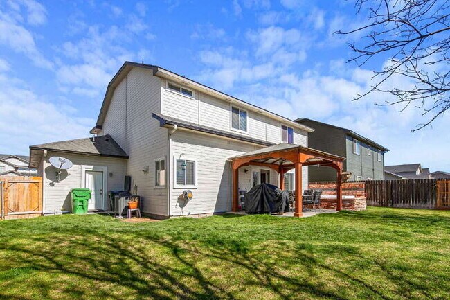 Building Photo - 2295 W Apgar Creek Dr