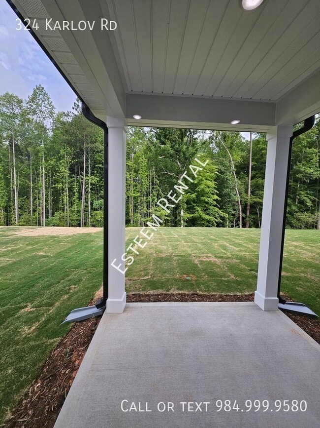 Building Photo - 324 Karlov Rd