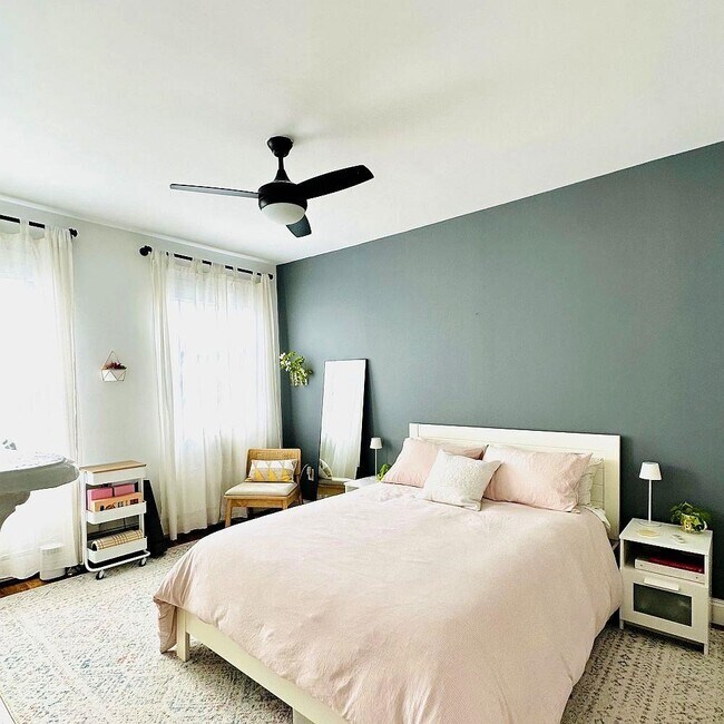 Building Photo - 214 Jefferson St