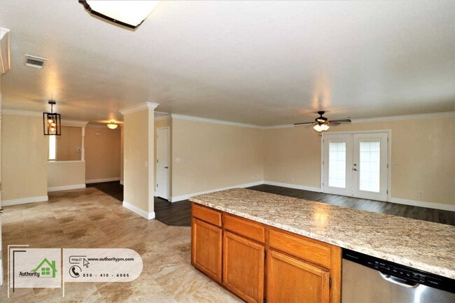 Building Photo - 3712 Canterbury Dr