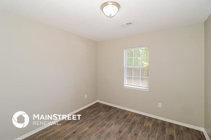 Building Photo - 484 Ferncliff Cove