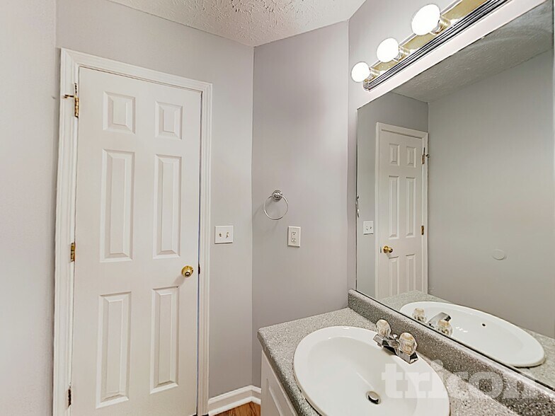 Building Photo - 1195 Misty Meadows Way