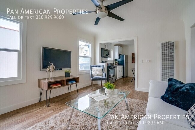 Building Photo - 6625 1/2 Crenshaw Blvd.-