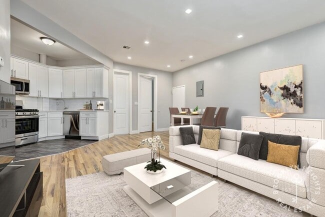 Building Photo - Renovated 3BR 1 Bath with W/D in unit - Du...