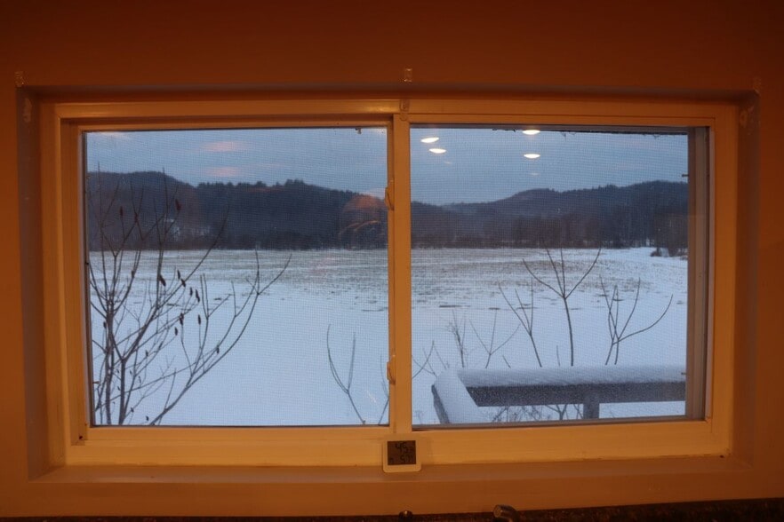 Building Photo - 311 Main St